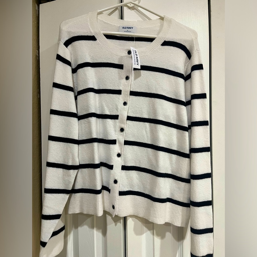NWT Old Navy Sweater